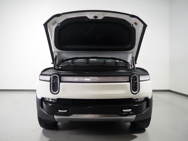 Used 2024 Rivian R1S AWD Adventure image 55