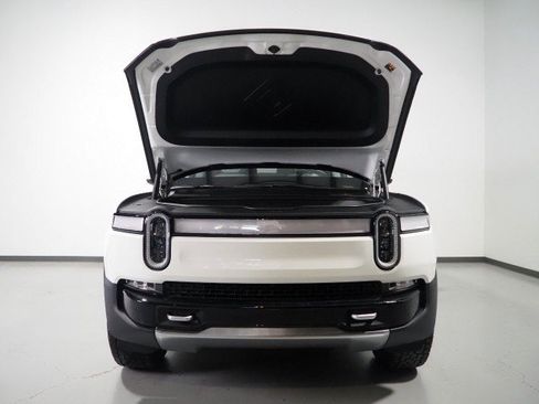 Used 2024 Rivian R1S AWD Adventure image 55