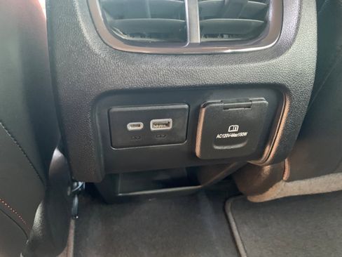 Used 2020 Chevrolet Blazer RS image 24