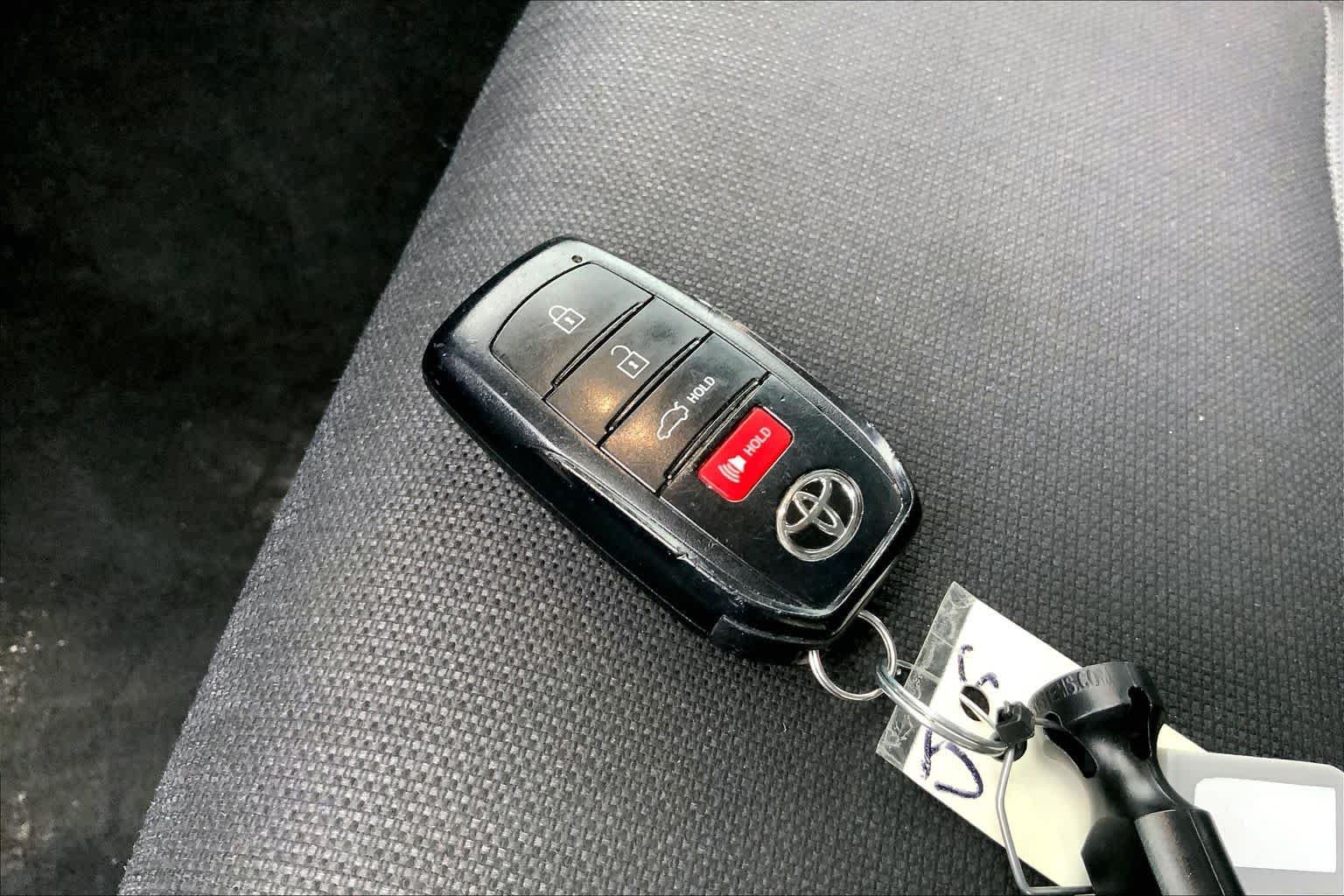 Used 2025 Toyota Camry LE w/ Convenience Package FWD image 14