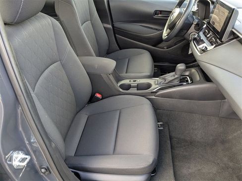 Used 2025 Toyota Corolla LE image 35