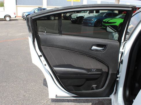 Used 2023 Dodge Charger R/T w/ Blacktop Package RWD image 19