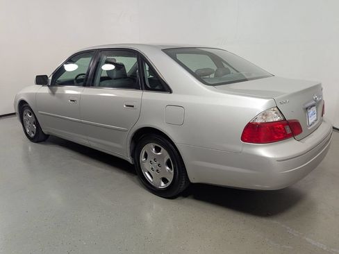 Used 2003 Toyota Avalon XLS FWD image 6