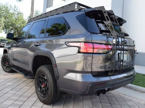 Used 2025 Toyota Sequoia TRD Pro AWD/4WD image 5