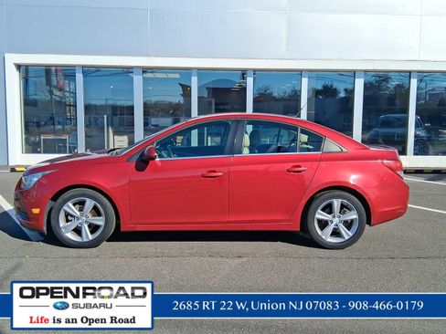 Used 2014 Chevrolet Cruze LT image 4