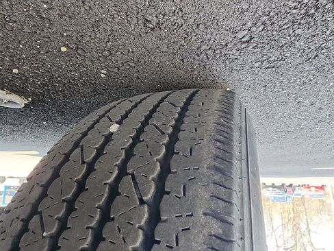 Used 2022 Chevrolet Express 3500 w/ Power Convenience Package image 10