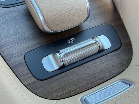 New 2026 Mercedes-Benz GLE 450 4MATIC image 40