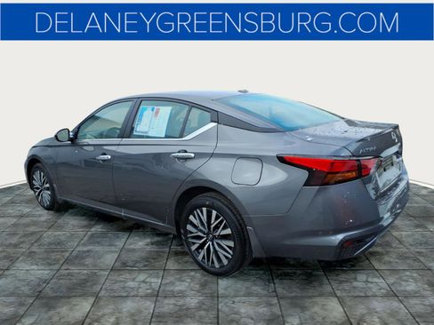 Certified 2024 Nissan Altima 2.5 SV w/ SV Premium Package image 5