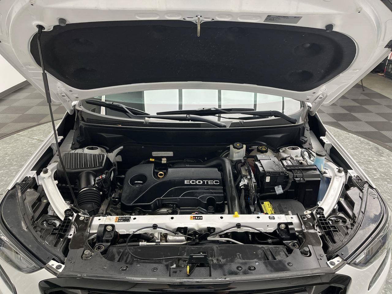 Certified 2018 GMC Terrain SLE w/ Driver Convenience Package FWD image 27