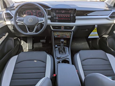 New 2026 Volkswagen Taos SEL image 15