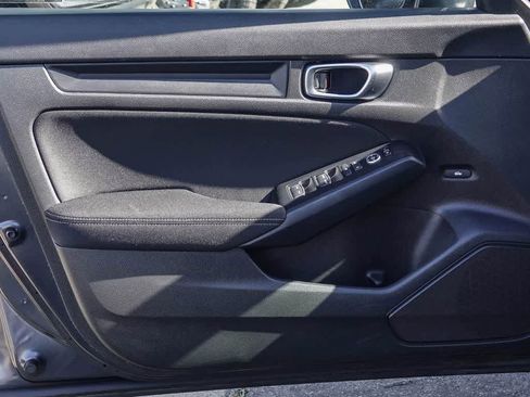 Used 2025 Honda Civic Sport image 19