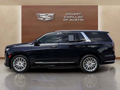 Used 2023 Cadillac Escalade Premium Luxury w/ Performance Package RWD image 2