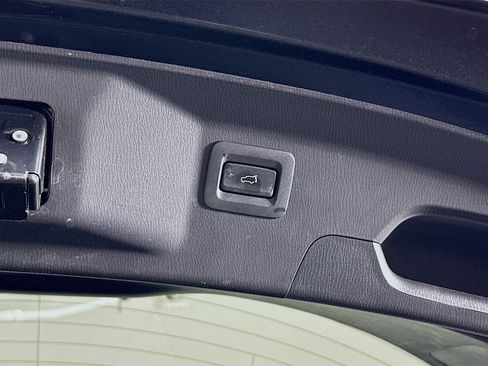 Used 2022 MAZDA CX-9 Touring Plus image 32