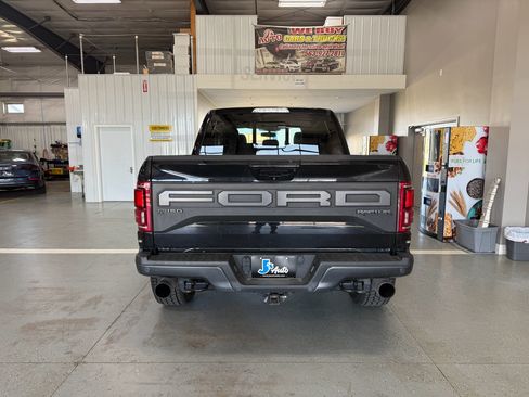 Used 2020 Ford F150 Raptor w/ Equipment Group 802A Luxury AWD/4WD image 6