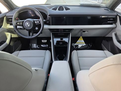 New 2025 Porsche Macan Turbo Electric image 17