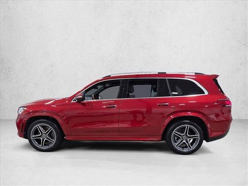 Used 2023 Mercedes-Benz GLS 450 4MATIC image 9