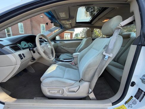 Used 2006 Toyota Solara SE FWD image 12