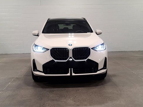 Used 2026 BMW X3 xDrive30i w/ Premium Package AWD/4WD image 2