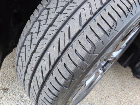 Used 2024 BMW i4 eDrive40 w/ Premium Package image 12