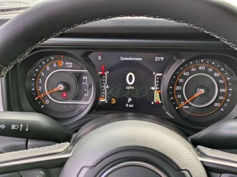 New 2026 Jeep Gladiator Sport AWD/4WD image 19