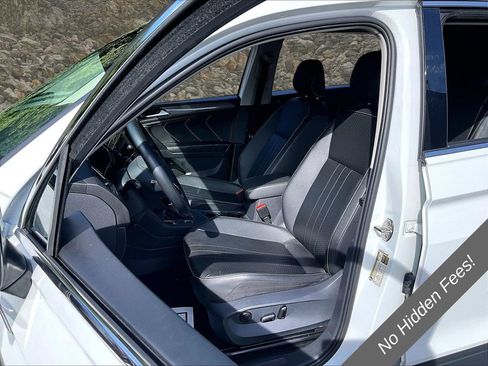 Used 2024 Volkswagen Tiguan SE FWD image 22