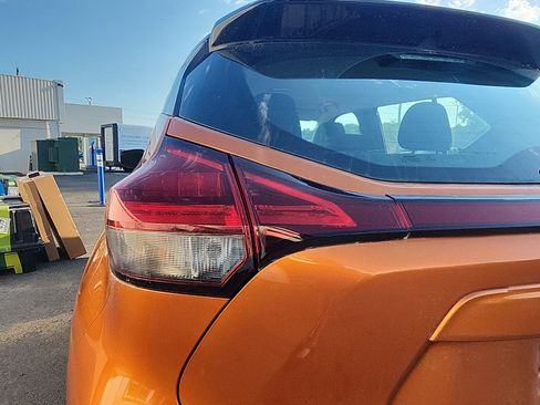 Used 2021 Nissan Kicks SR FWD image 10
