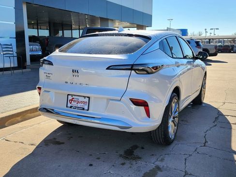 New 2026 Buick Envista Avenir FWD image 4