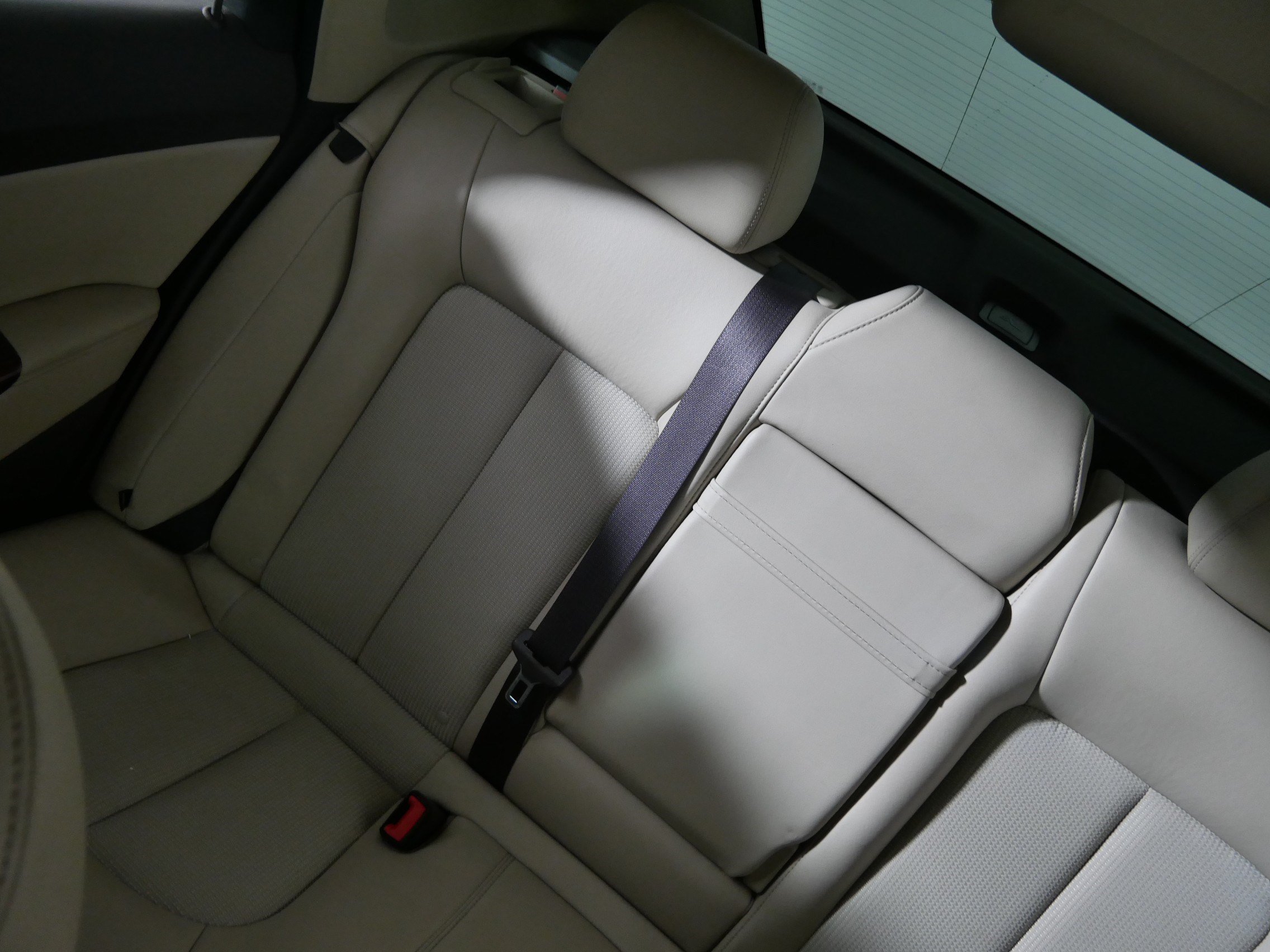 Used 2013 Buick Verano FWD image 12