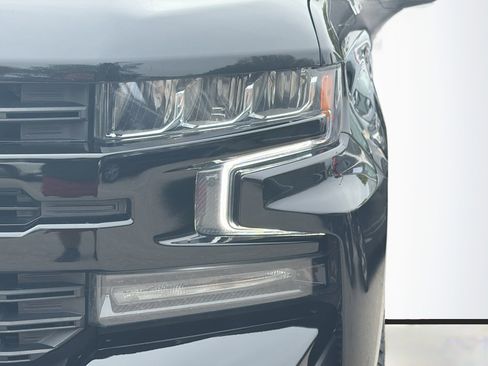 Used 2021 Chevrolet Silverado 1500 LT Trail Boss w/ Convenience Package II image 9