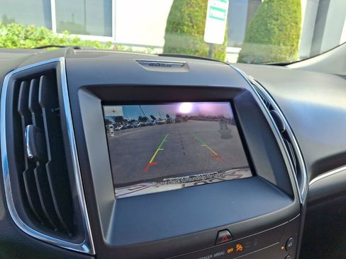 Used 2020 Ford Edge Titanium w/ Equipment Group 301A AWD/4WD image 6