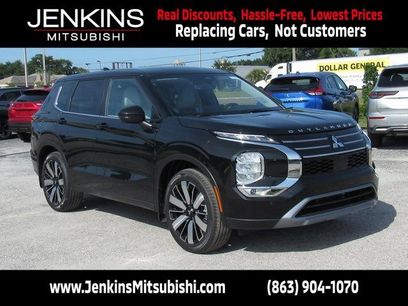 New 2025 Mitsubishi Outlander SE