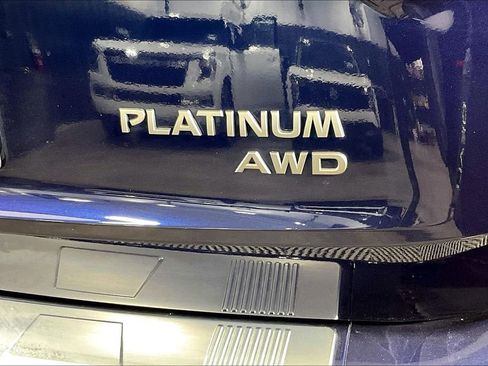 Used 2025 Nissan Rogue Platinum w/ Platinum Premium Package image 42