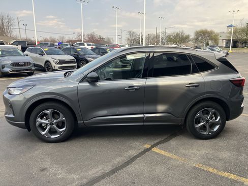 Used 2024 Ford Escape ST-Line w/ Tech Pack #1 image 4