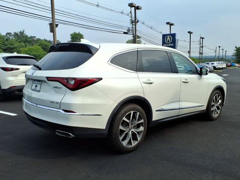 Used 2024 Acura MDX SH-AWD w/ Technology Package image 7