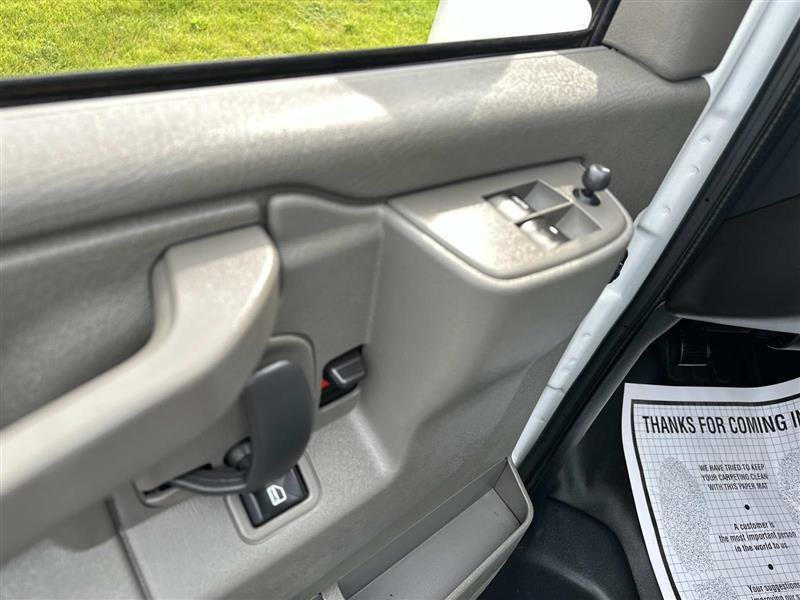 Used 2023 Chevrolet Express 3500 w/ Driver Convenience Package RWD image 9