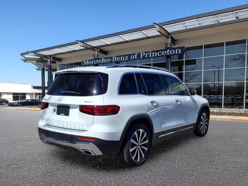 Certified 2022 Mercedes-Benz GLB 250 4MATIC image 3
