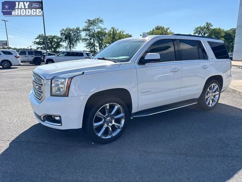 Used 2017 GMC Yukon SLT AWD/4WD image 2