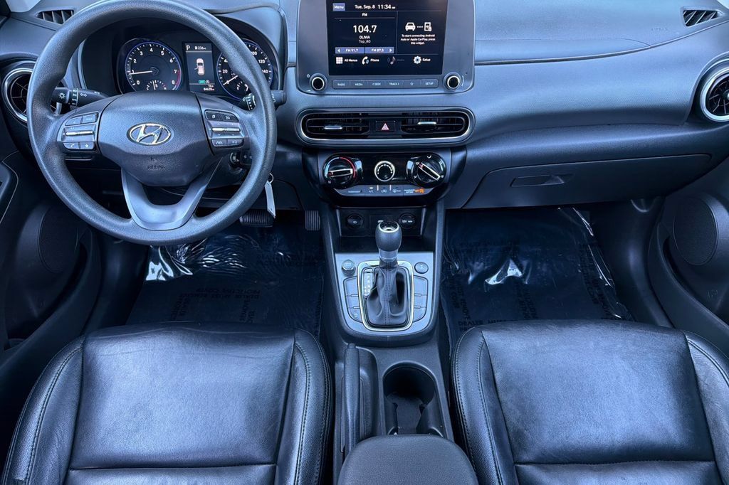 Used 2023 Hyundai Kona SE w/ Cargo Package AWD/4WD image 10