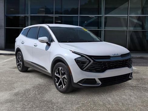 Used 2025 Kia Sportage EX image 1
