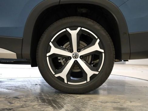 New 2026 Volkswagen Tiguan SE AWD/4WD image 34
