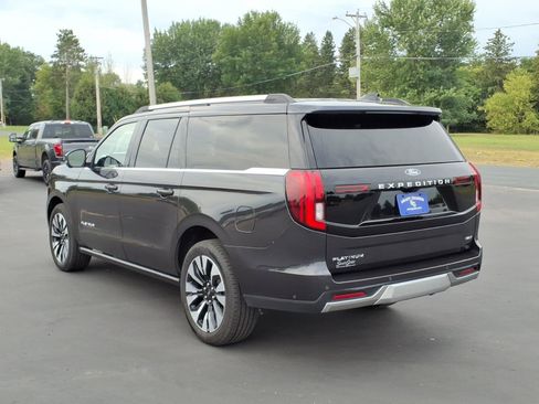 Used 2025 Ford Expedition Max Platinum w/ Driver's Package AWD/4WD image 3