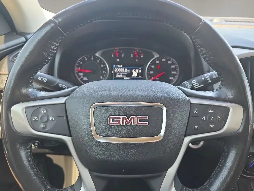 Used 2018 GMC Terrain SLT FWD image 18