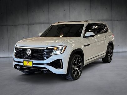 Used 2024 Volkswagen Atlas SEL Premium R-Line
