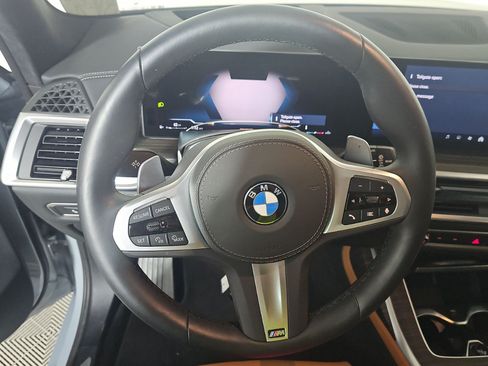 Used 2026 BMW X7 xDrive40i w/ M Sport Package AWD/4WD image 7