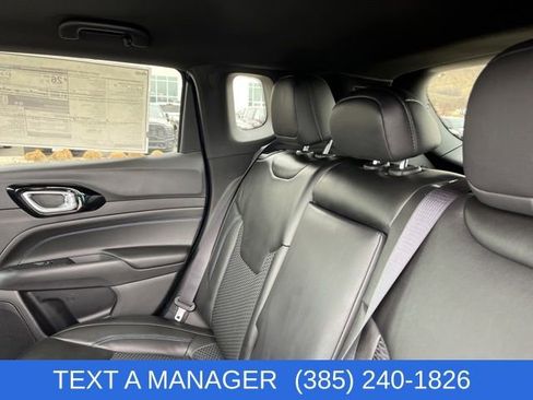 New 2026 Jeep Compass Latitude image 15