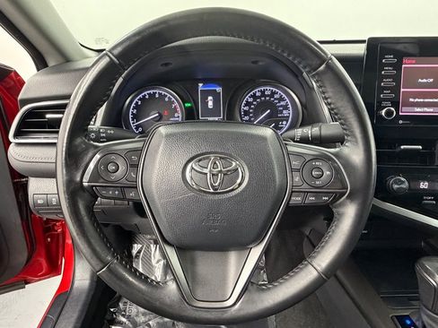 Certified 2021 Toyota Camry SE w/ Convenience Package image 24