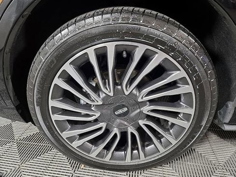 Used 2020 Lincoln Corsair Reserve w/ Equipment Group 202A image 7