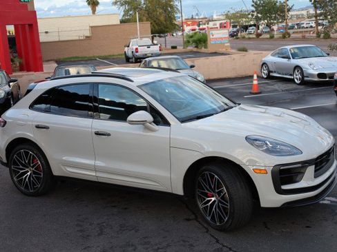Used 2023 Porsche Macan S image 11