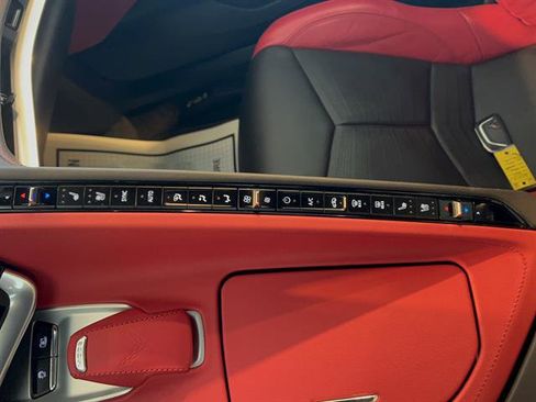 Used 2023 Chevrolet Corvette Stingray w/ Z51 Performance Package image 29