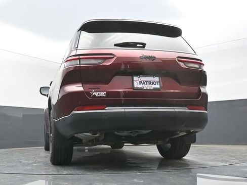 New 2026 Jeep Grand Cherokee L Limited w/ Limited Altitude Package AWD/4WD image 45
